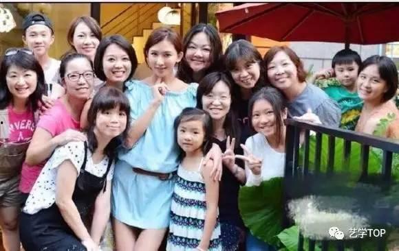 娱乐圈扒姨太吃瓜大会,揭秘明星幕后故事,吃瓜大会精彩纷呈