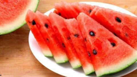 娱乐吃瓜视频背景图片大全