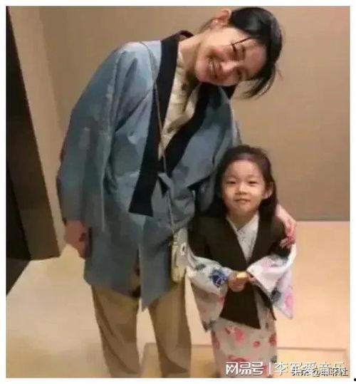 娱乐圈圈吃瓜小料是什么,吃瓜小料背后的真相与内幕
